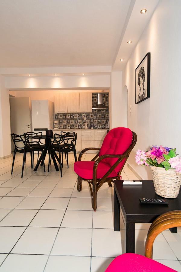 Olympia Zervea Studios With Pool - Apartment Kardamyli Extérieur photo