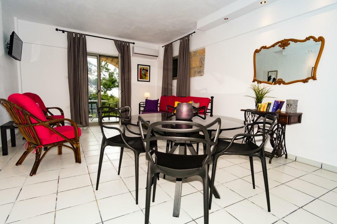 Olympia Zervea Studios With Pool - Apartment Kardamyli Extérieur photo