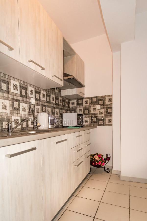 Olympia Zervea Studios With Pool - Apartment Kardamyli Extérieur photo